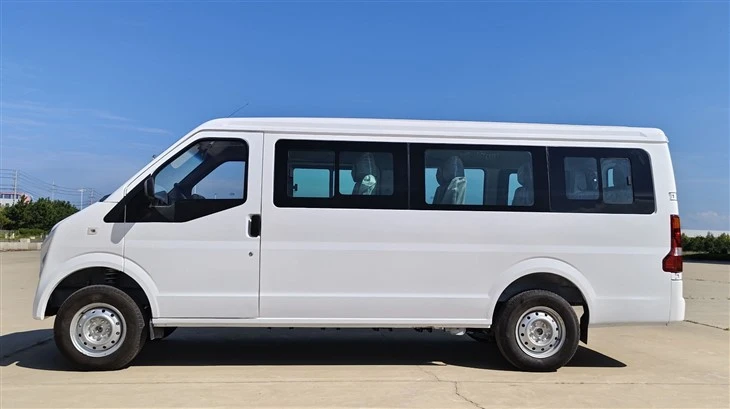 Electric RHD Minibus Passenger Van