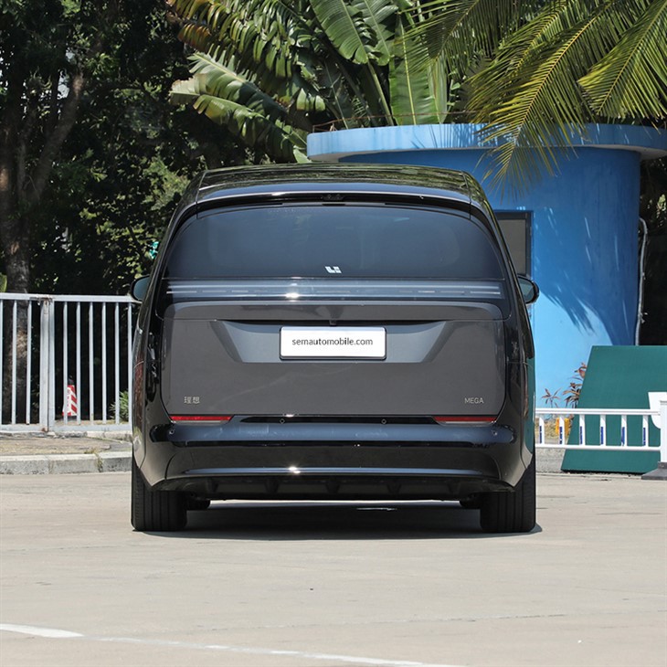 Lixiang Mega Luxury 7 Seat MPV 