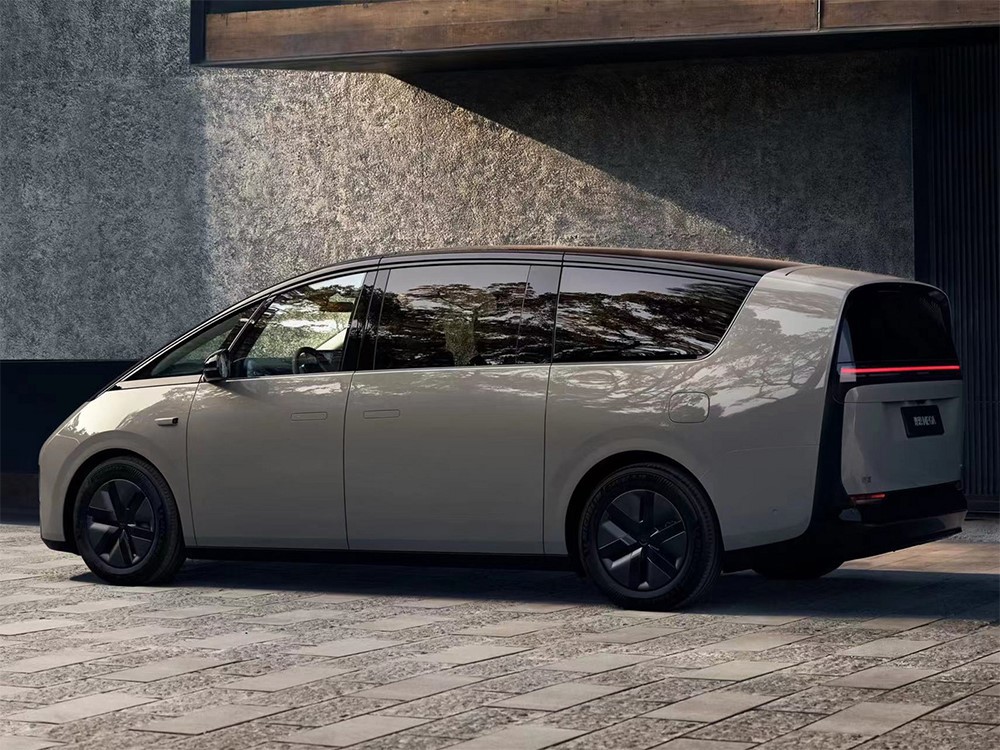 Li Lixiang Mega MPV Li Lixiang Mega MPV