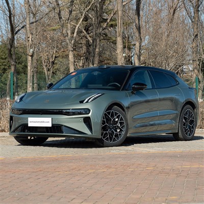 Zeekr 001 AWD ซีดาน